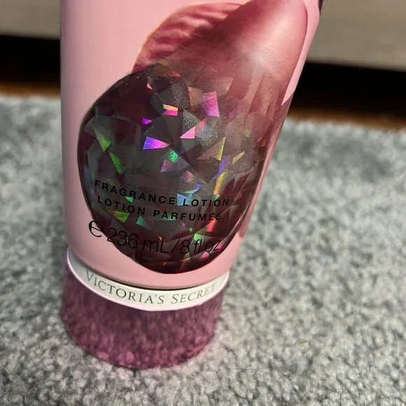 Victoria Secret Lotion - Picture 2 of 2